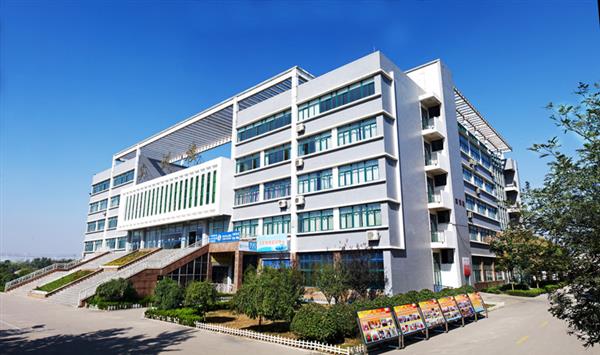  濰坊商業(yè)學(xué)校升學(xué)與就業(yè)途徑是什么？